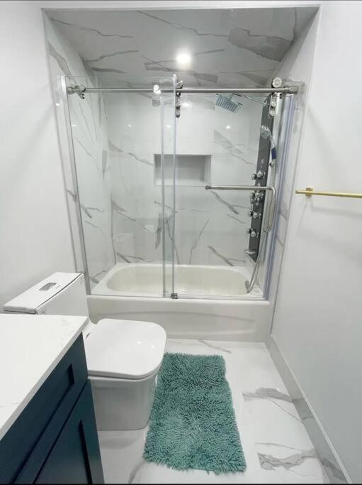 Elegant & Luxurious 3 Bedroom Home Mississauga Dış mekan fotoğraf