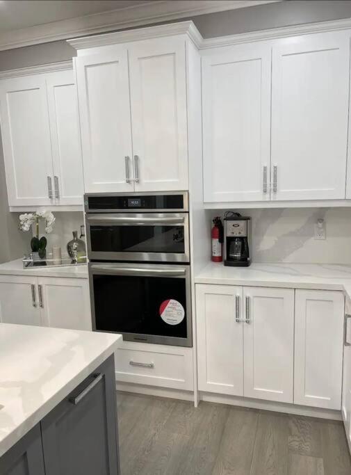Elegant & Luxurious 3 Bedroom Home Mississauga Dış mekan fotoğraf